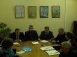 Всё решать с учётом общественного мнения
